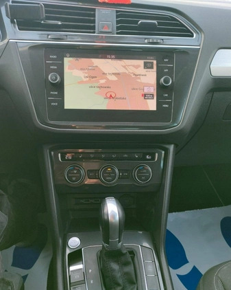 Volkswagen Tiguan cena 94900 przebieg: 142000, rok produkcji 2018 z Gorlice małe 529